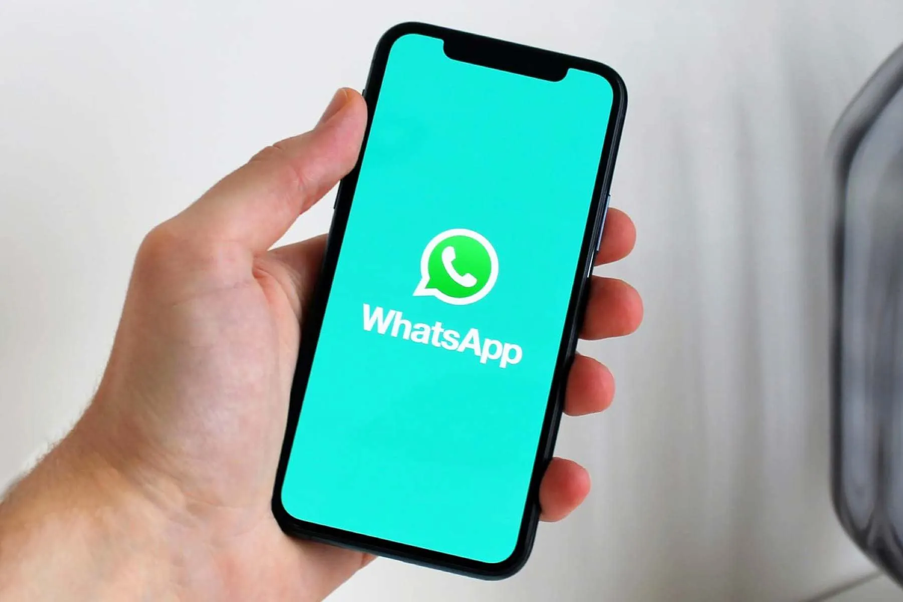 Доступен журнал изменений WhatsApp для iOS 2.18.10