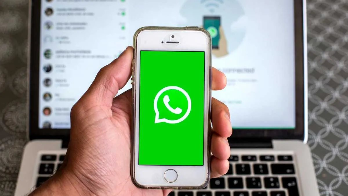 WhatsApp работает над версией 2.0 для нескольких устройств