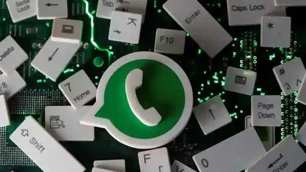 Сегодня WhatsApp выпускает 6 новых наборов наклеек!